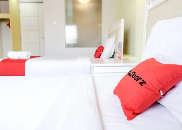 Hotel Reddoorz At Sunrise Sanur (Bali)